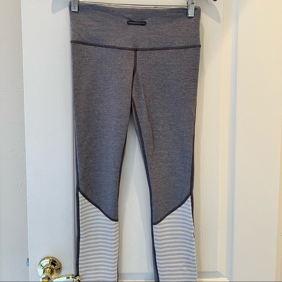 Lululemon Reversible Jogging Pants - Sz 4. Perfect for winter! - Picture 1 of 9